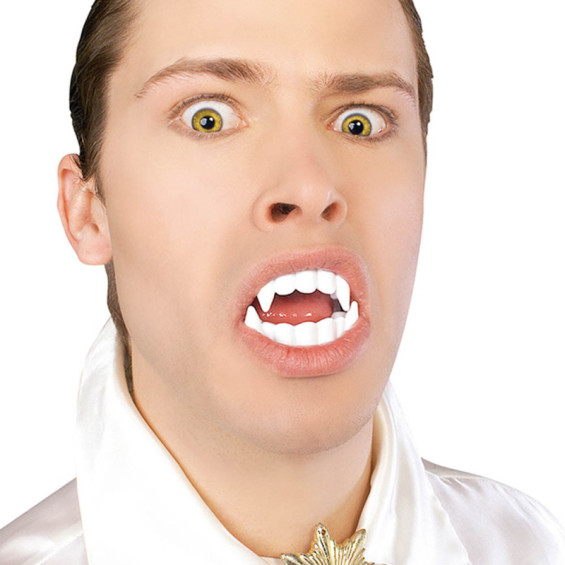 Dientes Vampiro en Blister
